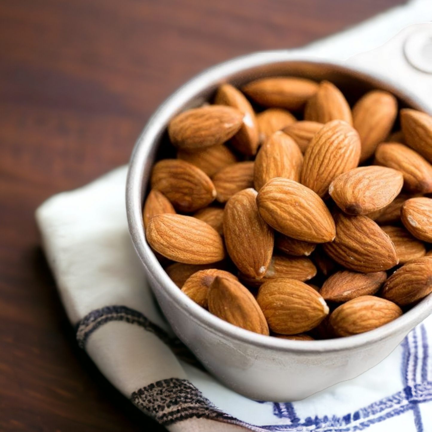 Mandorle Sgusciate Dolci Bari Calibrate 1 kg – Qualità Premium per Dolci e Pasticceria