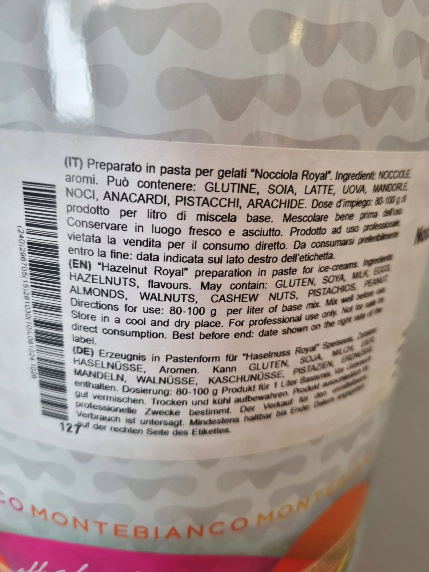 Etichetta con ingredienti pasta di nocciola per gelato, include nocciole, allergeni